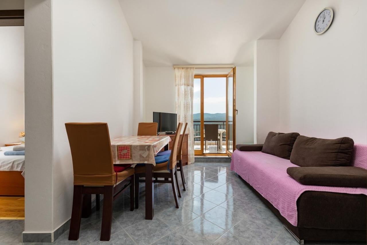 Apartments Pino Rabac Esterno foto
